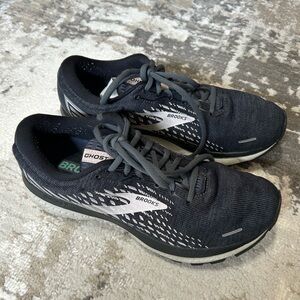 Brooks Women’s Ghost Running Shoes - Black & White